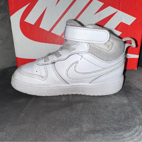 GUC | Nike Court Burough | Toddler size 8C - Picture 3 of 15
